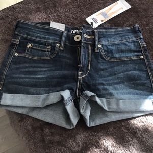 Denizen - Levi Low- Rise Shorts